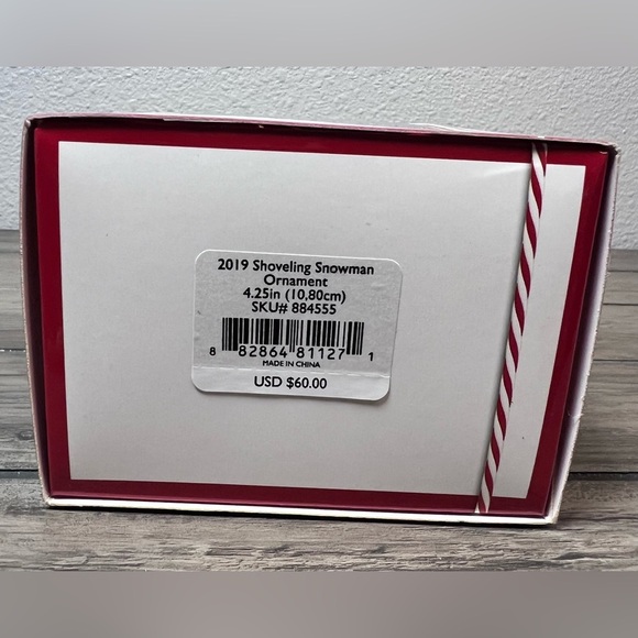 Lenox 2019 Snowman Figurine Annual Christmas Ornament Shoveling Frosty Snow - Picture 7 of 8